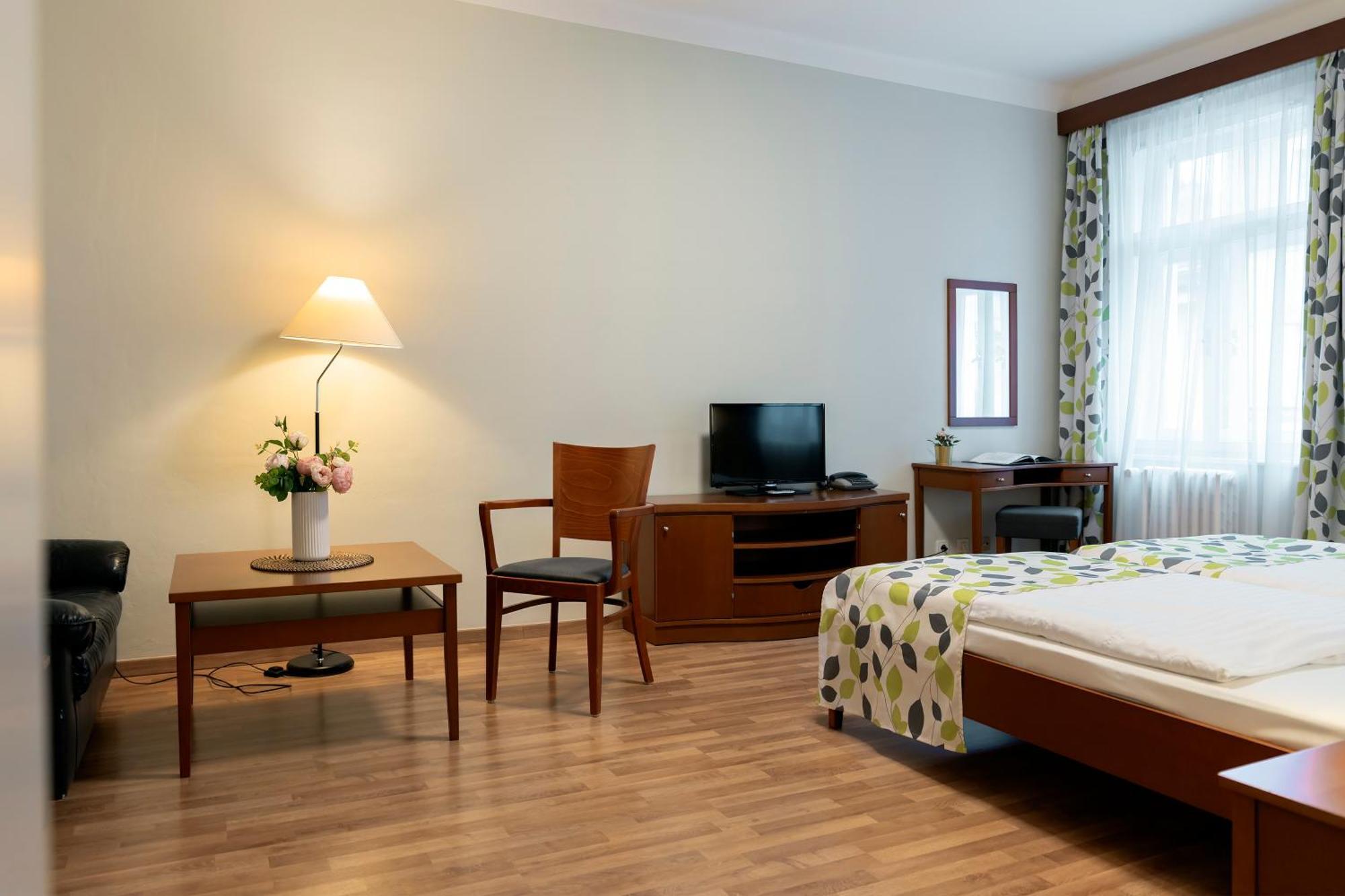 Hotel Orion Prague Ngoại thất bức ảnh