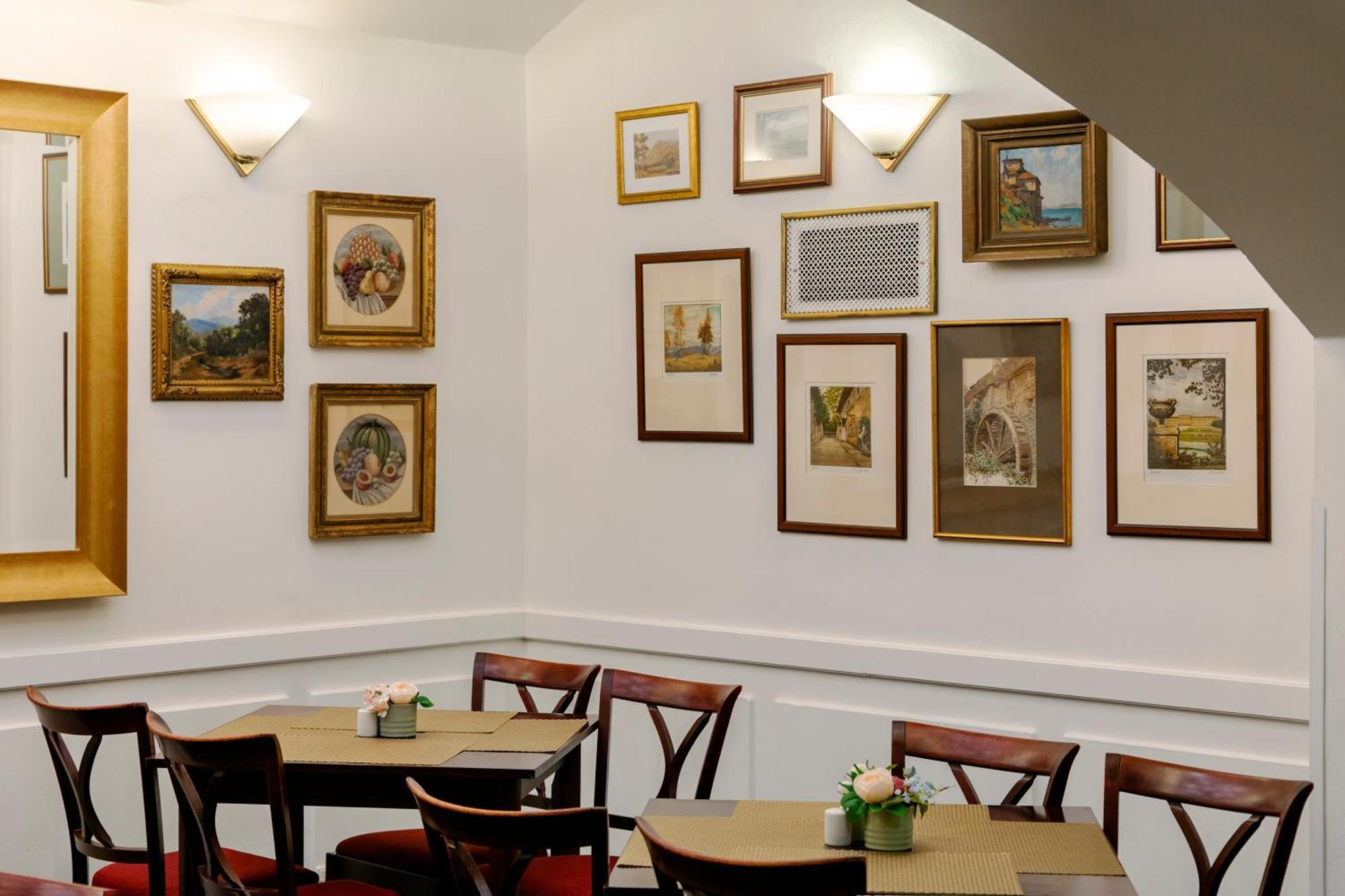 Hotel Orion Prague Ngoại thất bức ảnh