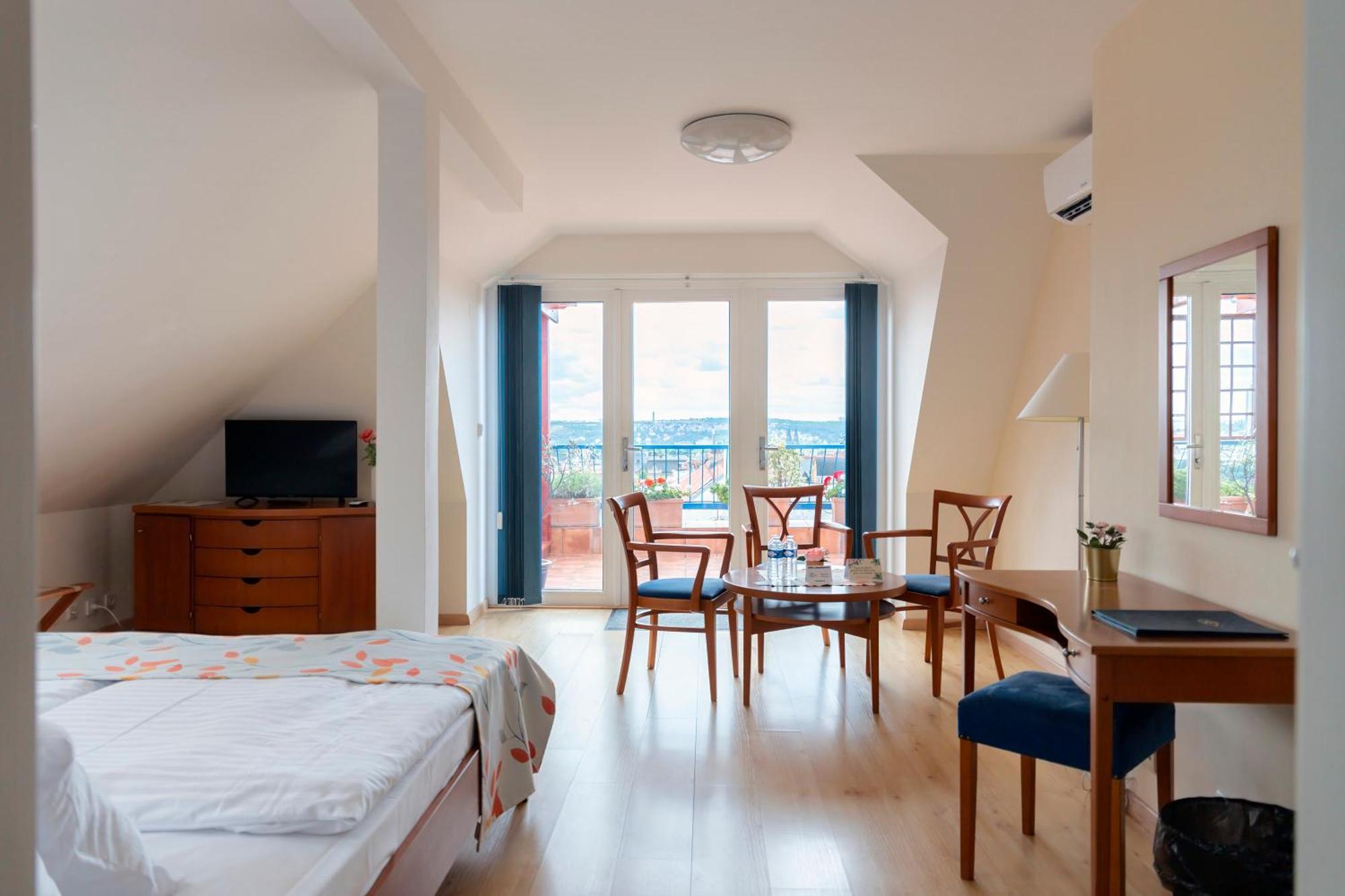 Hotel Orion Prague Ngoại thất bức ảnh